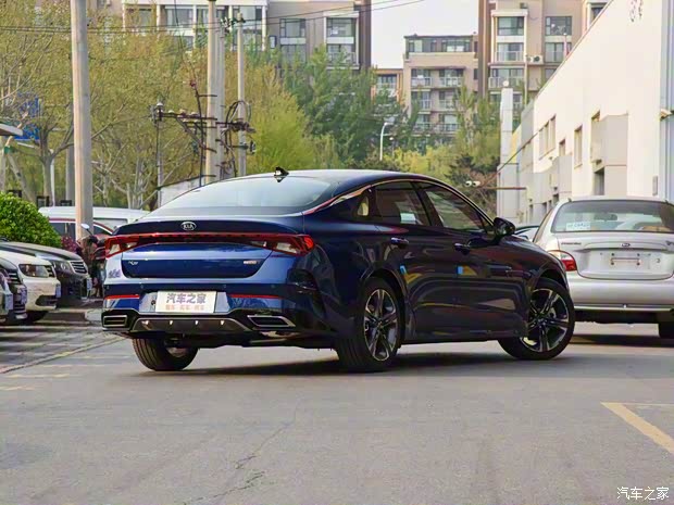 东风悦达起亚 起亚K5 2020款 韩版展车