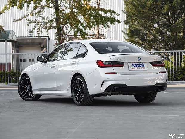 华晨宝马 宝马3系 2020款 325i M运动曜夜版