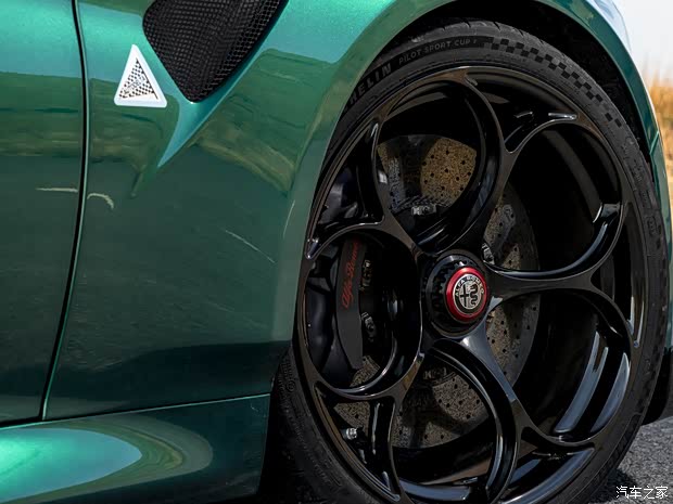 阿尔法·罗密欧 Giulia 2020款 GTAm