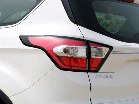 2018款 EcoBoost 180 两驱Cognac特别版 2018款 EcoBoost 180 两驱Cognac特别版