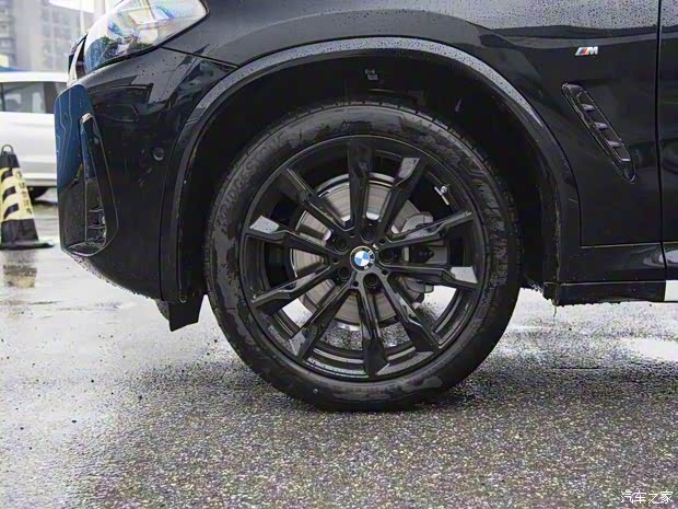 華晨寶馬 寶馬X3 2023款 xDrive30i 尊享型 M曜夜套裝