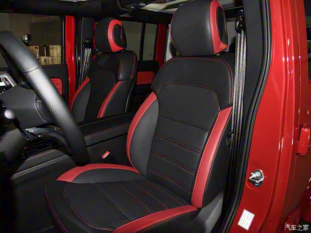 北京汽车 北京BJ40 2018款 PLUS 2.3T 自动四驱基本型