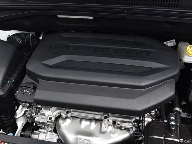 上汽通用五菱 宝骏360 2018款 1.5L 高配型