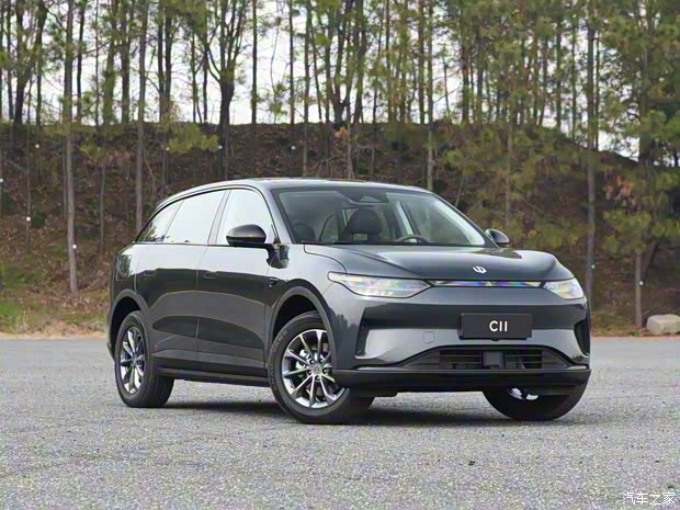 零跑汽车 零跑C11 2023款 纯电 500舒享版 零跑汽车 零跑C11 2023款 纯电 500舒享版