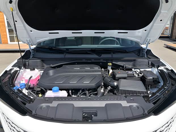 长安汽车 长安UNI-T 2020款 1.5T 旗舰型