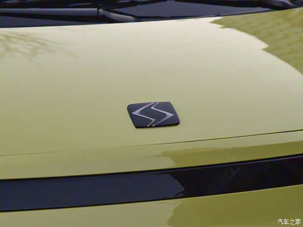 江汽集团 思皓E10X 2021款 豪华型 江汽集团 思皓E10X 2021款 豪华型