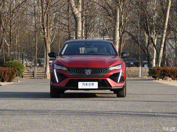 东风标致 标致408X 2023款 中配版 东风标致 标致408X 2023款 中配版