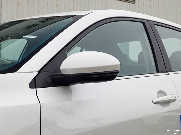 東風(fēng)日產(chǎn) 軒逸 2023款 1.6L CVT基本型