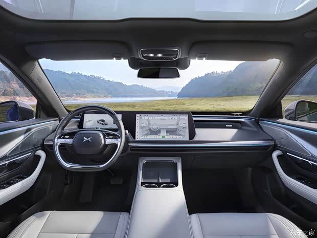 小鹏汽车 小鹏P7 2023款 四驱版 小鹏汽车 小鹏P7 2023款 四驱版