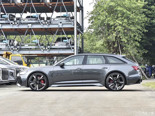 Audi Sport 奥迪RS 6 2023款 RS 6 4.0T Avant
