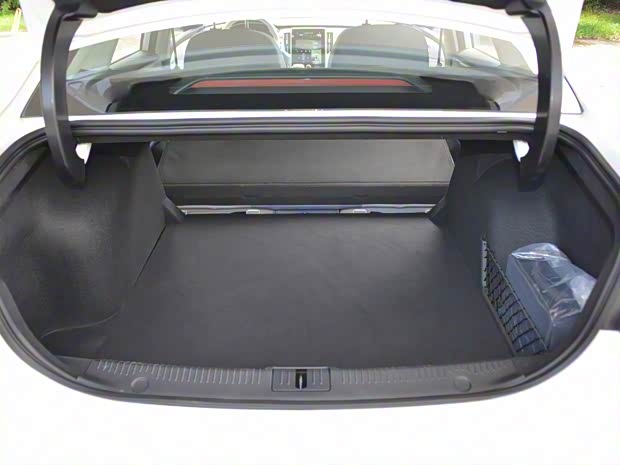 上汽集團(tuán) R汽車 ER6 2021款 新動(dòng)版 620km 智享版