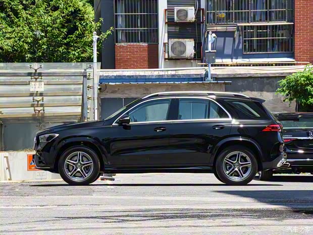 奔馳(進口) 奔馳GLE 2024款 GLE 450 4MATIC 動感型