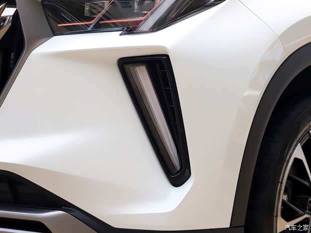 广汽乘用车 传祺GS4 2021款 PLUS 270T 自动星河版