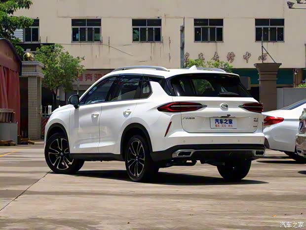 广汽乘用车 传祺GS4 2021款 PLUS 270T 自动星河版