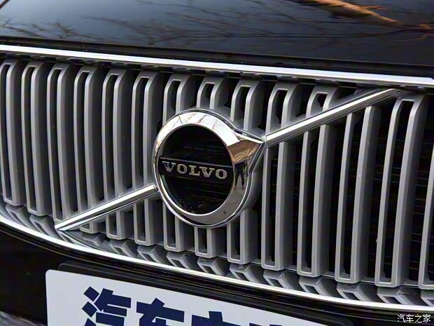 沃爾沃(進口) 沃爾沃XC90 2018款 T6 智逸版 7座