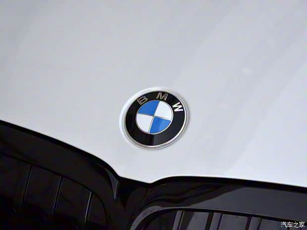 華晨寶馬 寶馬3系 2020款 325i M運(yùn)動(dòng)曜夜版