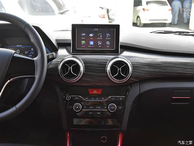 北汽新能源 EX系列 2018款 EX360 新尚版