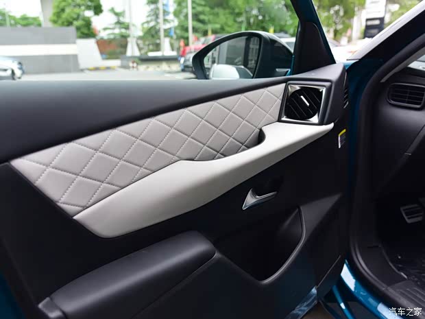 DS(进口) DS 3新能源 2021款 基本型