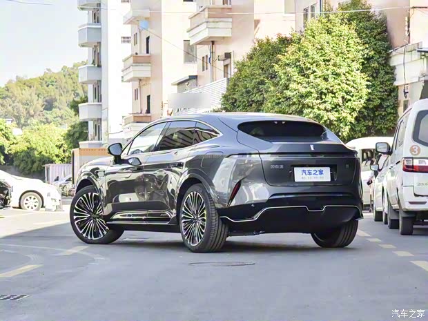 阿维塔科技 阿维塔11 2023款 鸿蒙 116度 奢享版 阿维塔科技 阿维塔11 2023款 鸿蒙 116度 奢享版