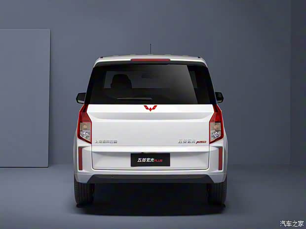 上汽通用五菱 五菱宏光 2019款 PLUS 基本型 上汽通用五菱 五菱宏光 2019款 PLUS 基本型