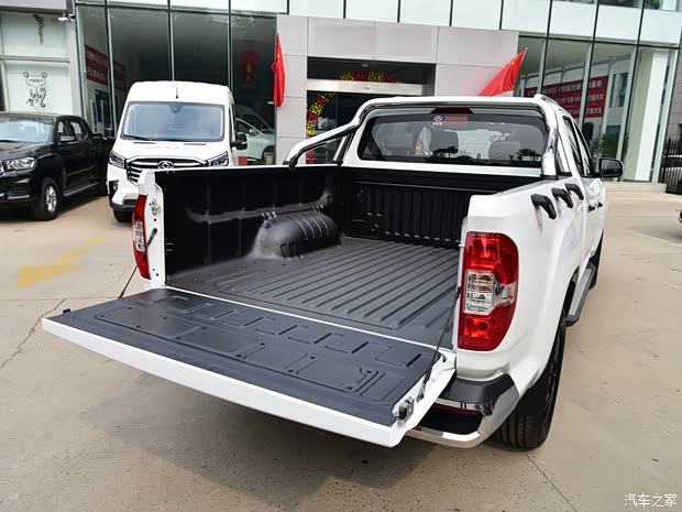 上汽大通 上汽大通MAXUS T70 2020款 2.0T柴油自动两驱澳洲版长厢高底盘 上汽大通 上汽大通MAXUS T70 2020款 2.0T柴油自动两驱澳洲版长厢高底盘