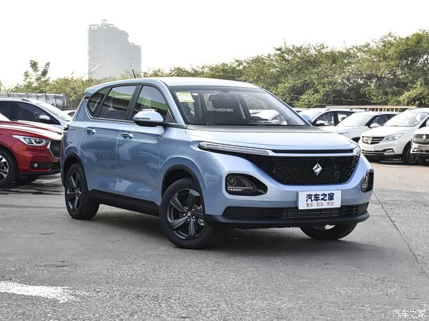 上汽通用五菱 寶駿RM-5 2019款 1.5T 手動24小時在線精英型 6座