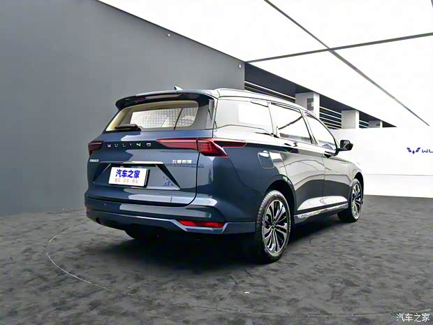 上汽通用五菱 五菱凯捷 2020款 1.5T CVT智耀旗舰型 上汽通用五菱 五菱凯捷 2020款 1.5T CVT智耀旗舰型