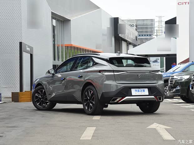 DS(進(jìn)口) DS 4 2023款 低配版