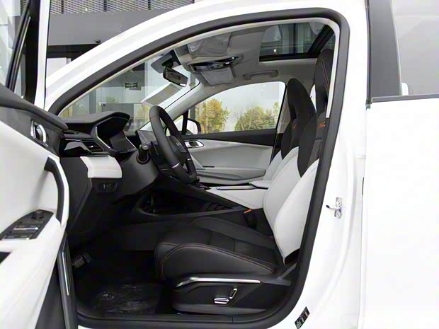 领克 领克06 2020款 1.5T 型Plus