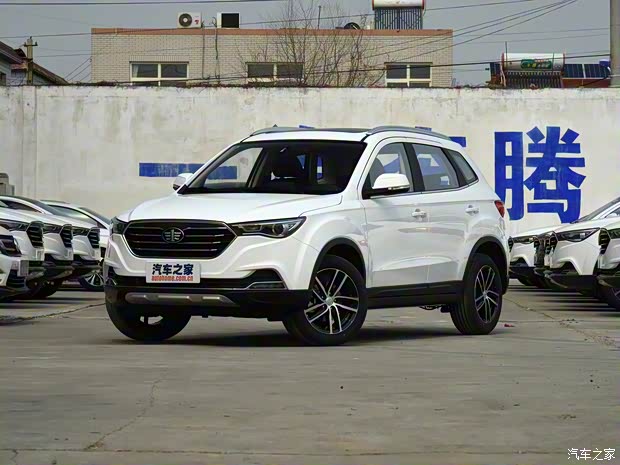 一汽奔腾 奔腾X40 2018款 网红版 1.6L 自动互联智酷型 一汽奔腾 奔腾X40 2018款 网红版 1.6L 自动互联智酷型