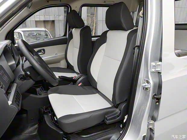 長(zhǎng)安凱程 長(zhǎng)安星卡 2023款 1.5L雙排2.55米載貨汽車舒適型