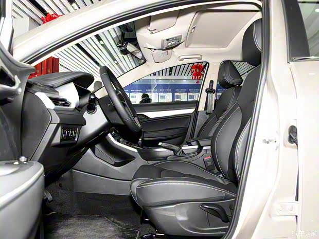 吉利汽车 帝豪 2018款 1.5L 手动向上互联版