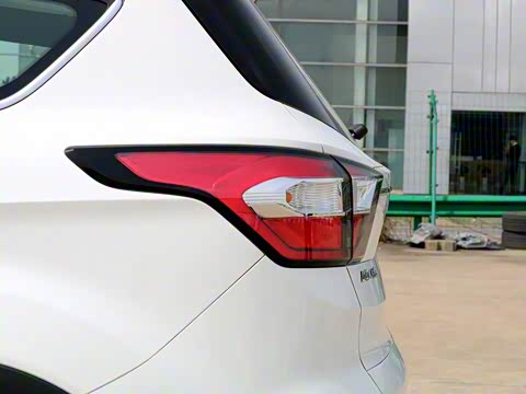 2018款 EcoBoost 180 两驱Cognac特别版 2018款 EcoBoost 180 两驱Cognac特别版