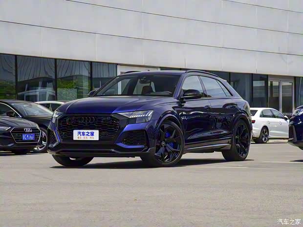 Audi Sport 奧迪RS Q8 2021款 RS Q8 4.0T 尊享版