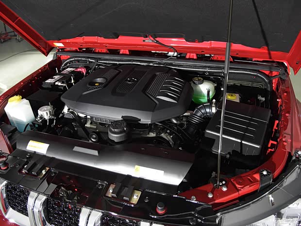 北京汽车 北京BJ40 2018款 PLUS 2.3T 自动四驱旗舰版 北京汽车 北京BJ40 2018款 PLUS 2.3T 自动四驱旗舰版