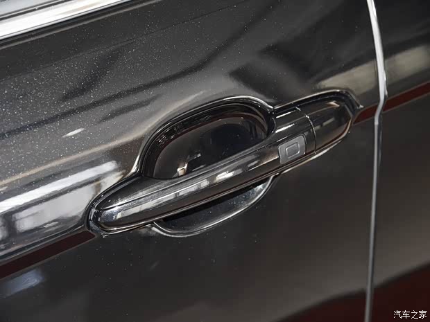 一汽红旗 红旗H7 2021款 2.0T 基本型