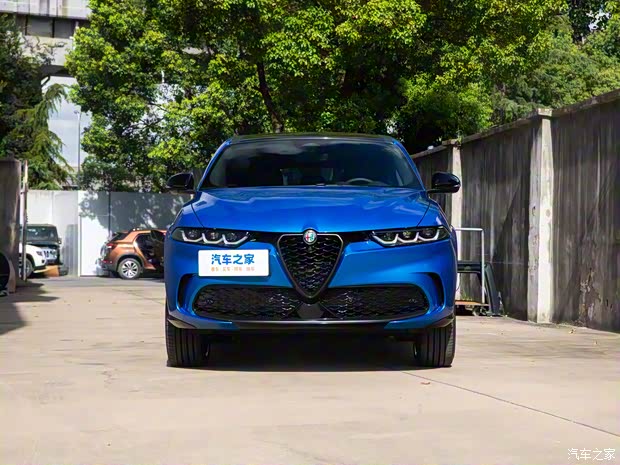 阿尔法·罗密欧 Tonale托纳利 2023款 基本型 阿尔法·罗密欧 Tonale托纳利 2023款 基本型