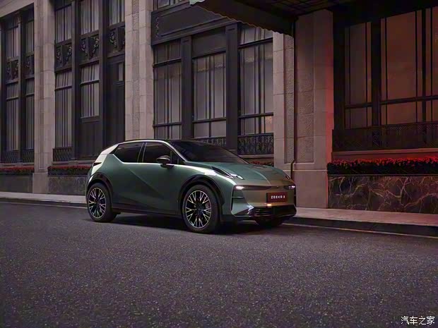 极氪 极氪X 2023款 四驱版 4座