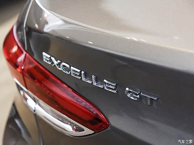 上汽通用别克 英朗 2020款 典范 1.5L 自动精英型 上汽通用别克 英朗 2020款 典范 1.5L 自动精英型