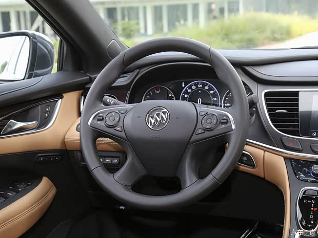 上汽通用别克 君越 2020款 652T 尊贵型