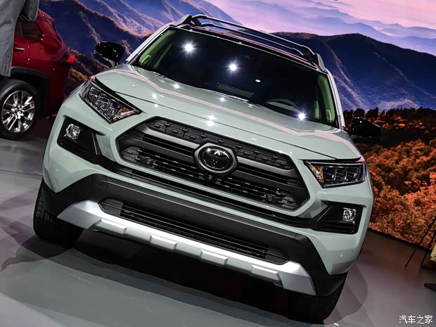 丰田(进口) 丰田RAV4(进口) 2019款 基本型