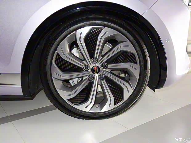 一汽红旗 红旗E-HS9 2021款 高配版