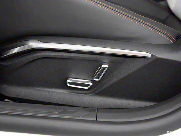 领克 领克06 2020款 1.5T 型Plus