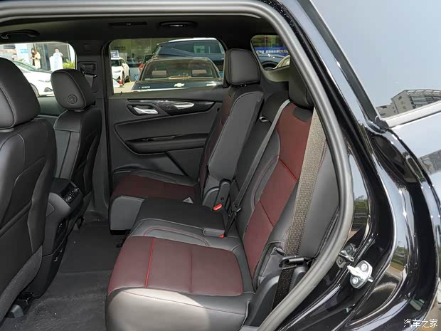 上汽通用雪佛兰 开拓者 2020款 RS 650T 四驱7座 悍版