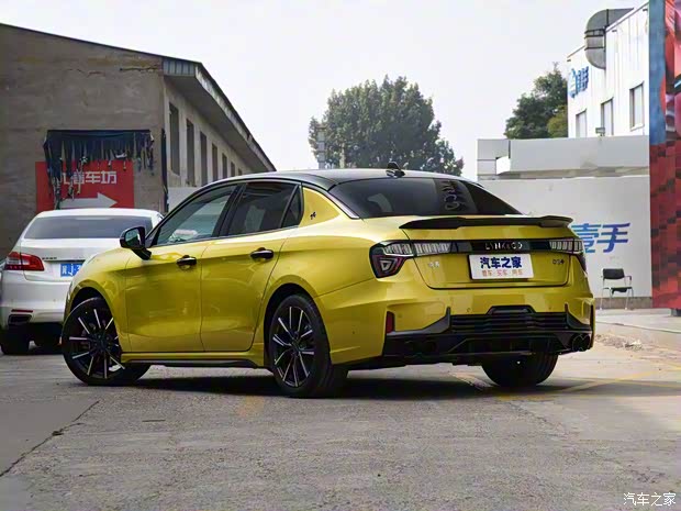 领克 领克03 2019款 03+ 2.0TD 自动驭风版