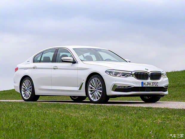 宝马(进口) 宝马5系新能源(进口) 2019款 530e iPerformance 宝马(进口) 宝马5系新能源(进口) 2019款 530e iPerformance