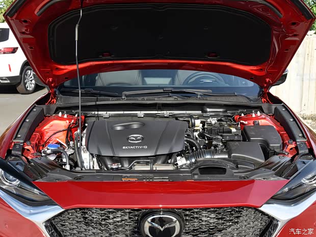 一汽马自达 马自达CX-4 2021款 2.5L 自动四驱蓝天激情版 一汽马自达 马自达CX-4 2021款 2.5L 自动四驱蓝天激情版