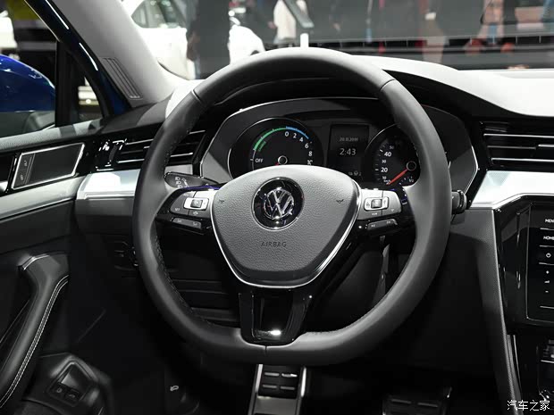 一汽-大众 迈腾新能源 2020款 GTE 一汽-大众 迈腾新能源 2020款 GTE