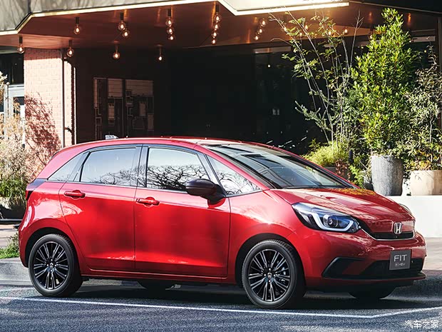 本田(進(jìn)口) 飛度(進(jìn)口) 2021款 e:HEV Casa 20周年特別式樣