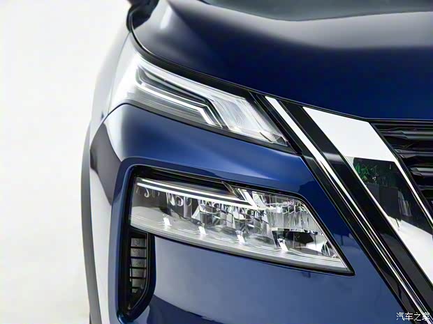 东风日产 奇骏 2021款 VC-Turbo 300 CVT 4WD高配版 东风日产 奇骏 2021款 VC-Turbo 300 CVT 4WD高配版